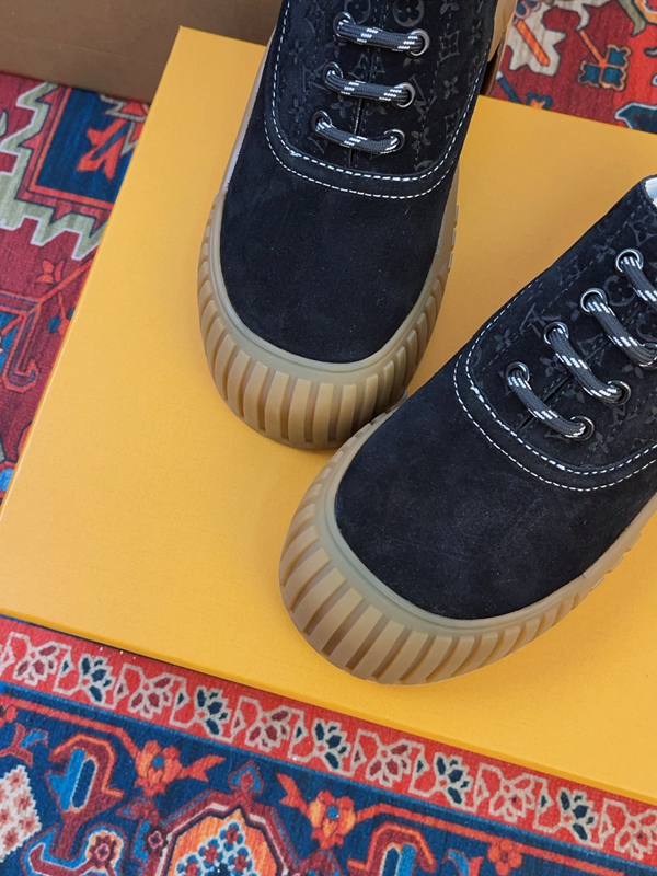 ルイヴィトン靴細部ディテール